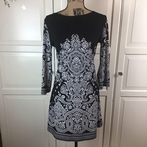 MT Collection Black/White Shift Dress Size M